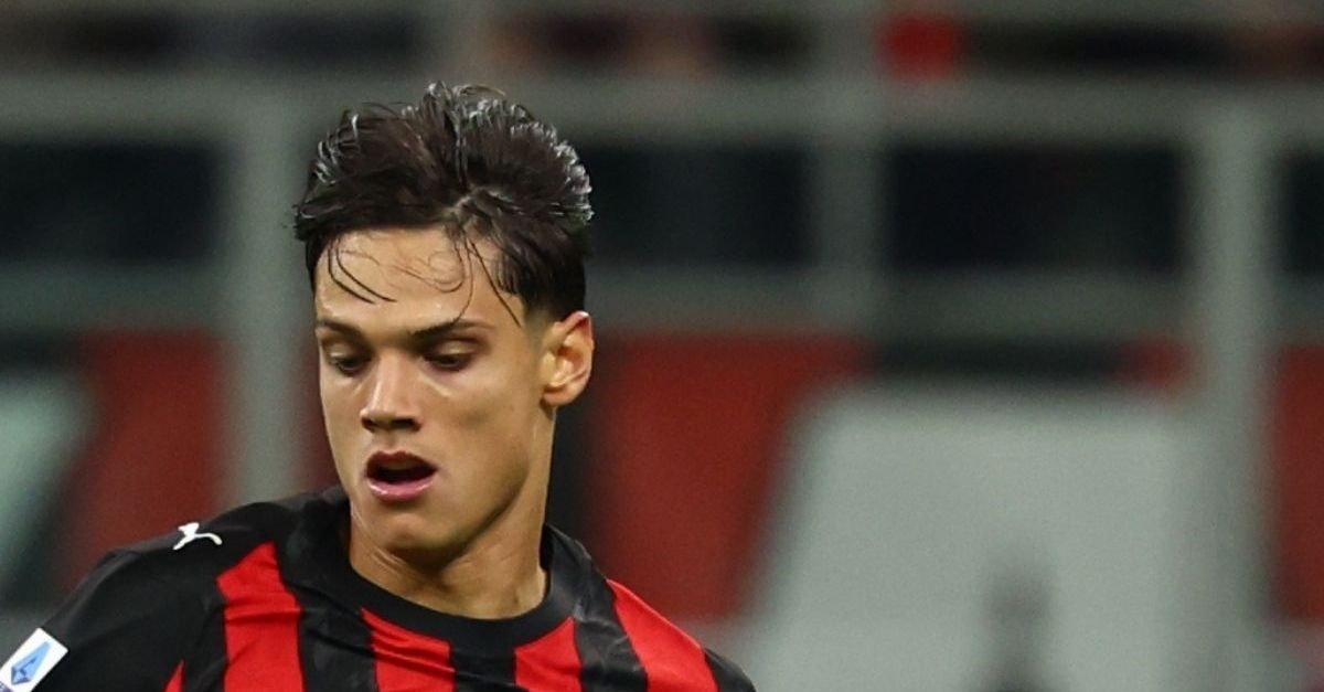 Milan Roma, Ricci esalta i tifosi rossoneri sui social: “In dodici, sempre” Milan Roma, Ricci esalta i tifosi rossoneri sui social: “In dodici, sempre”