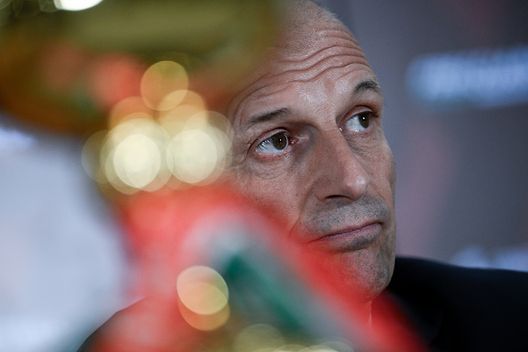 (Photo by Daniele Badolato - Juventus FC/Juventus FC via Getty Images) Allegri