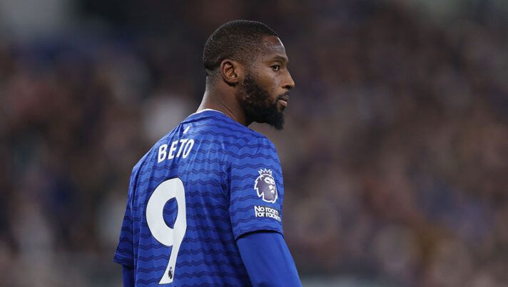 LIVERPOOL, ENGLAND - SEPTEMBER 29: Beto of Everton in action during the Premier League match between Everton and West Ham United at Hill Dickinson Stadium on September 29, 2025 in Liverpool, England. (Photo by Michael Regan/Getty Images) Novità Roma: Zirkzee è il preferito per l’attacco ma spunta un possibile scambio per Beto - immagine 1