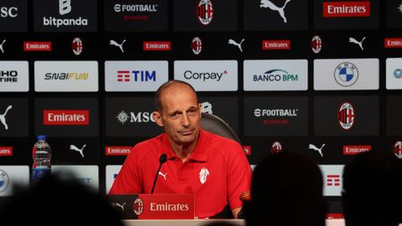 CAIRATE, ITALY - OCTOBER 04: Head coach AC Milan Massimiliano Allegri speaks with the media during press conference at Milanello on October 04, 2025 in Cairate, Italy. (Photo by Claudio Villa/AC Milan via Getty Images) massimiliano-allegri-conferenza-stampa-milan-pisa-diretta-tv-live-news-dichiarazioni-foto-frasi-parole-dichiarazioni