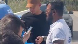 Olivera, pomeriggio con i tifosi post allenamento: la clip da Castel Volturno