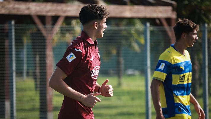 ORBASSANO, ITALY - Tommaso Gabellini of Torino Primavera in action during the Primavera 1 match between Torino U20 and Parma U20 at stadio Valentino Mazzola on September 28, 2025, in Orbassano, Italy. Photo by Alberto Girardi for Toro News Torino Primavera, trasferta nella capitale: domani il big match con la Roma - immagine 1