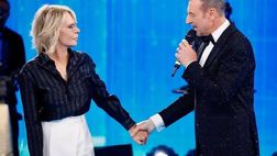 Amici, Amadeus ringrazia Maria e Mediaset: “Bella esperienza”