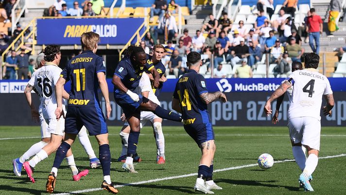 SERIE A – Il Parma batte il Pisa: decide Elphege. Emiliani matematicamente salvi - immagine 1