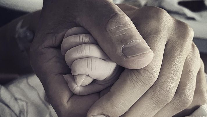 Fiocco rosa in casa azzurra, è nata la figlia di Garcia e Francesca Brienza: il nome scelto - immagine 1