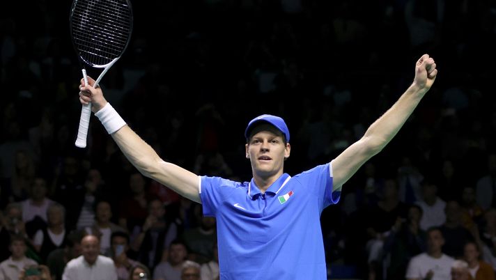 MALAGA, SPAIN - NOVEMBER 24: Jannik Sinner of Team Italy celebrates after winning his single match against Tallon Griekspoor of Team Netherlands and win the Davis Cup Finals in the final tie between Italy and Netherlands during the Davis Cup Finals at Palacio de Deportes Jose Maria Martin Carpena on November 24, 2024 in Malaga, Spain. (Photo by Clive Brunskill/Getty Images for ITF) Sinner, quanto ha guadagnato in stagione? Una cifra record - immagine 1