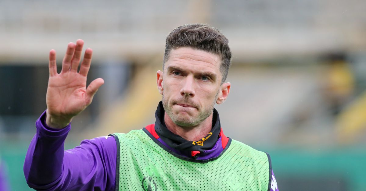 fiorentina gosens in germania pronte visite e firma con lo schalke 04 da Violanews.com fiorentina gosens in germania pronte visite e firma con lo schalke 04