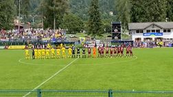 VIDEO Torino-Modena a Pinzolo, le due squadre entrano in campo: comincia l’amichevole