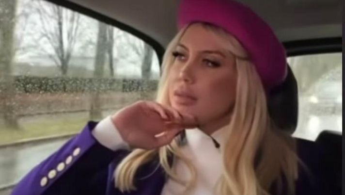 Wanda Nara e lo spot per Emily a Parigi, Icardi a Netflix: “Non vedo l’ora di vedere…” Wanda Nara e lo spot per Emily a Parigi, Icardi a Netflix: “Non vedo l’ora di vedere…” - immagine 1