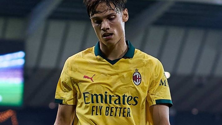 Samuele Ricci (centrocampista AC Milan), qui durante Udinese-Milan 0-3 (Serie A 2025-2026) | News (Getty Images) Milan-Lecce, per Ricci una notte da Modric. Con la Nazionale Italiana sullo sfondo