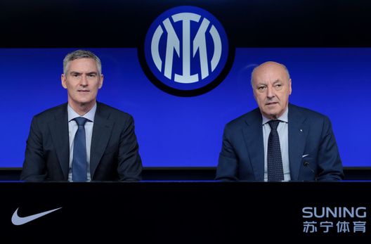Milano, Italia - 8 luglio 2021: Alessandro Antonello e Giuseppe Marotta. (Foto di Emilio Andreoli - Inter/Inter via Getty Images) L’ex Inter Alessandro Antonello nuovo ad dell’Olympique Marsiglia- immagine 2