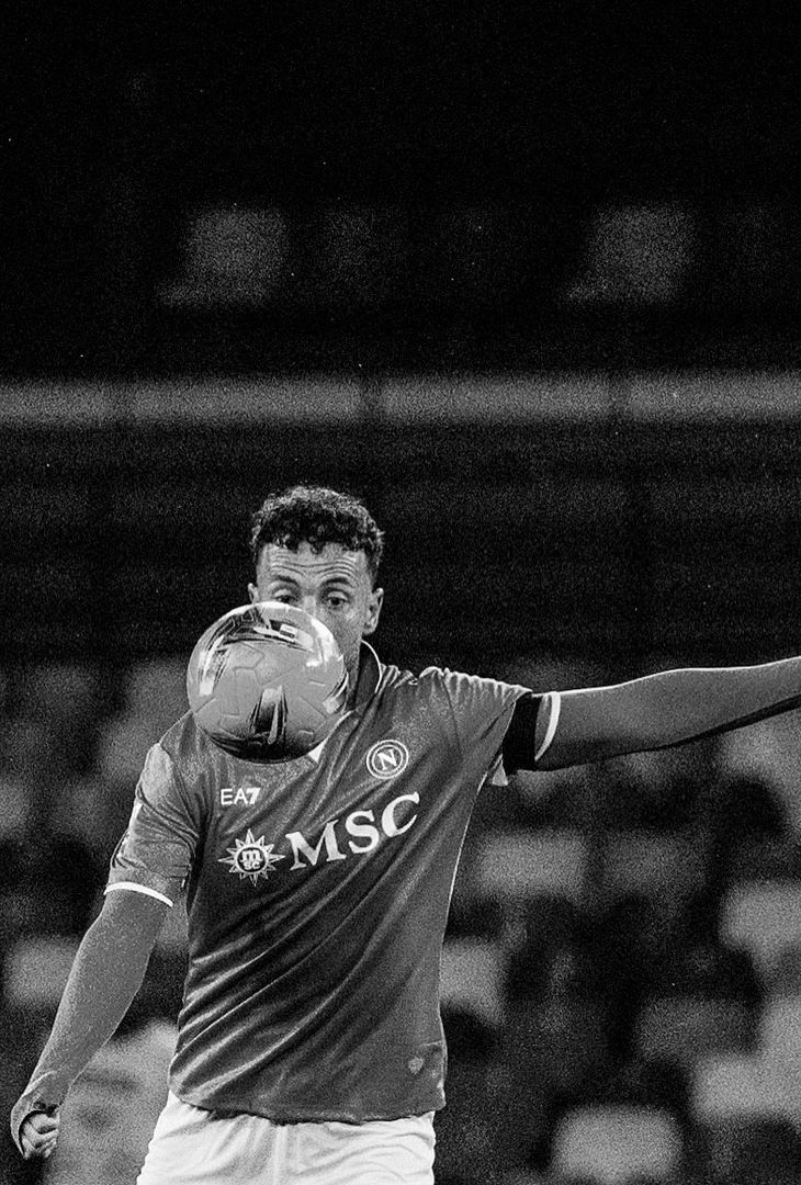 GALLERY Memories, i suggestivi scatti in bianco e nero di Napoli-Verona - immagine 6