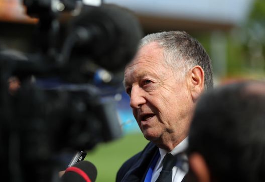 Lione ancora ko, Laurent Blanc “Cambiate me, l’allenatore…”: arriva Bruno Lage dal Botafogo?- immagine 2