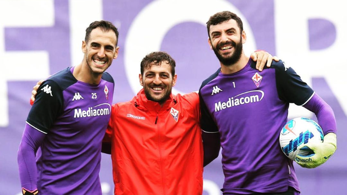 Immagine instagram Dopo la seconda maglia arrivano anche i kit dei portieri, i colori stupiscono - immagine 1