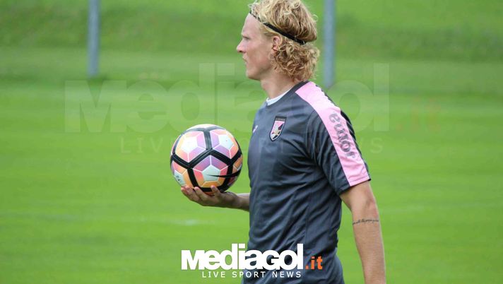 Hiljemark, nuova vita da allenatore per l’ex Palermo. Stasera contro la Roma Hiljemark, nuova vita da allenatore per l’ex Palermo. Stasera contro la Roma - immagine 1