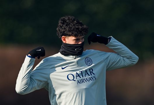 Inter, Bastoni salta il Cagliari? Nessuno strappo, il motivo della scelta di Chivu- immagine 2