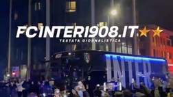 VIDEO FCIN1908 / Inter-Napoli, l’arrivo del pullman nerazzurro a San Siro