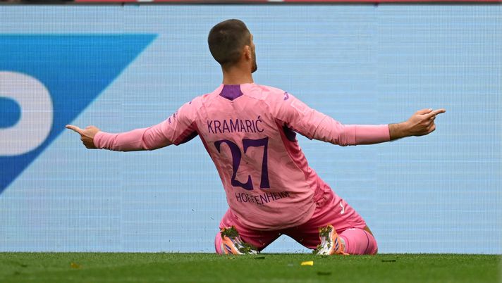 SINSHEIM, GERMANY - OCTOBER 25: Andrej Kramaric of TSG 1899 Hoffenheim celebrates scoring his team's third goal during the Bundesliga match between TSG Hoffenheim and 1. FC Heidenheim 1846 at PreZero-Arena on October 25, 2025 in Sinsheim, Germany. (Photo by Helge Prang/Getty Images) Streaming Hoffenheim-Lipsia: Diretta TV e live gratis - immagine 1