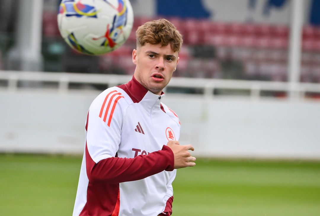 Ritiro Roma, Dovbyk scalda i motori: le indicazioni di De Rossi – FOTO GALLERY - immagine 80