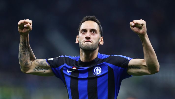 Hakan Calhanoglu, centrocampista dell'Inter (getty images)