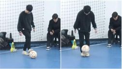VIDEO / Il record del mondo di palleggi a piedi alternati in un minuto