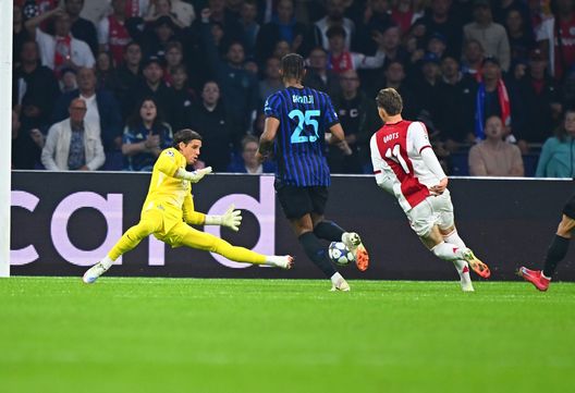 La parata di Yann Sommer su Gots nel primo tempo di Ajax-Inter. Johan Cruijff Arena il 17 settembre 2025 ad Amsterdam, Paesi Bassi. (Foto di Mattia Pistoia - Inter/Inter via Getty Images) L’Inter alza la “testa” contro l’Ajax! Thuram trascinatore, Pio Esposito fa ben sperare- immagine 2