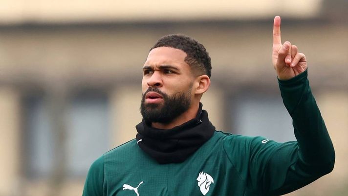 La Lazio denuncia: persone potenti avrebbero ostacolato l’operatività sul mercato. E Loftus-Cheek ...