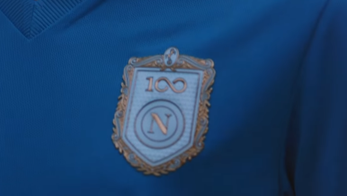 UFFICIALE – Svelata la nuova maglia del Napoli per il centenario – VIDEO maglia napoli