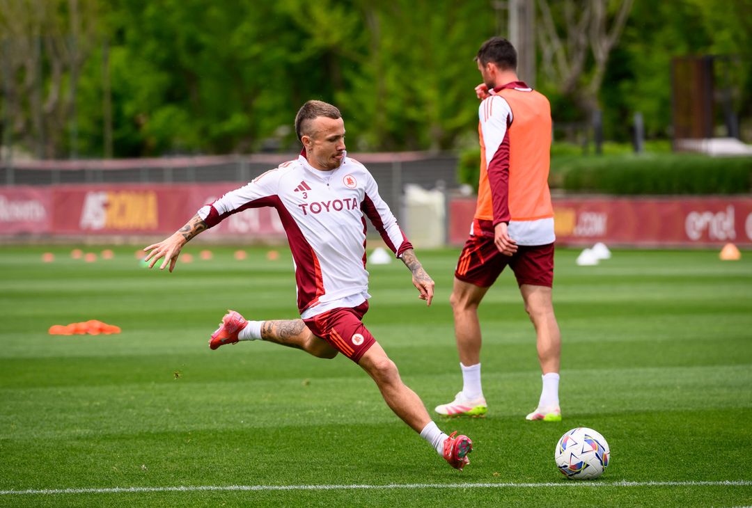 Trigoria, l’allenamento a tre giorni da Inter-Roma – FOTO GALLERY - immagine 31