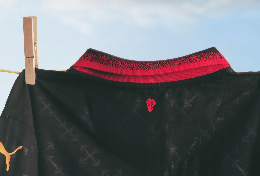 Quarta Maglia AC Milan 2024-2025 PUMA Off-White