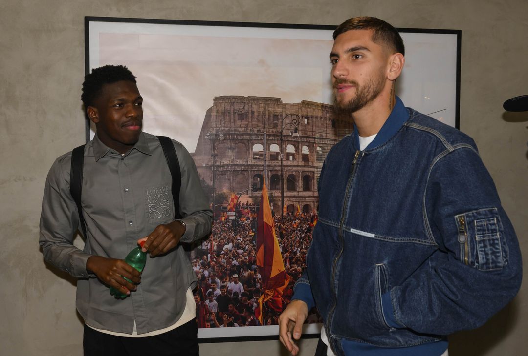 Gourna-Douath, Nelsson e Salah-Eddine: i primi scatti in giallorosso – FOTO GALLERY - immagine 13