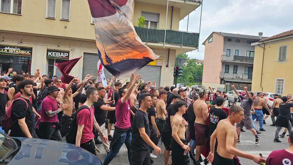 4 maggio, rivivi il Live: la marcia del popolo granata e la cerimonia a Superga- immagine 3