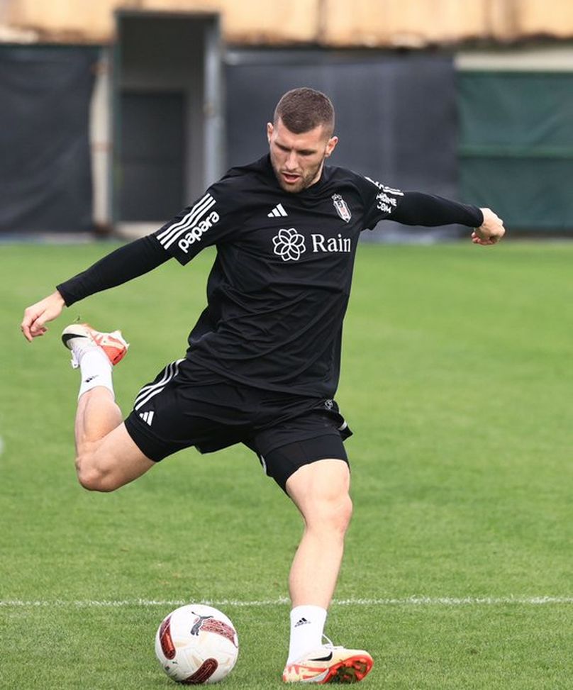 Istanbul, Rebic niente derby contro il Galatasaray: il croato parte dalla panchina- immagine 2