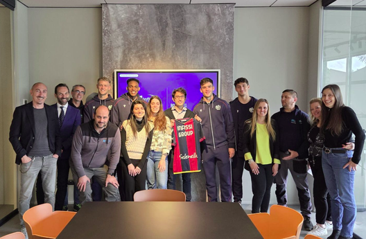 I giocatori del BFC negli showroom INFISSI GROUP a Villanova e Casalecchio – LE FOTO- immagine 8