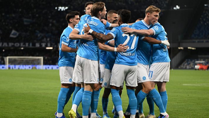 Serie A, classifiche a confronto: Napoli a rilento, Como e Milan spiccano il volo - immagine 1
