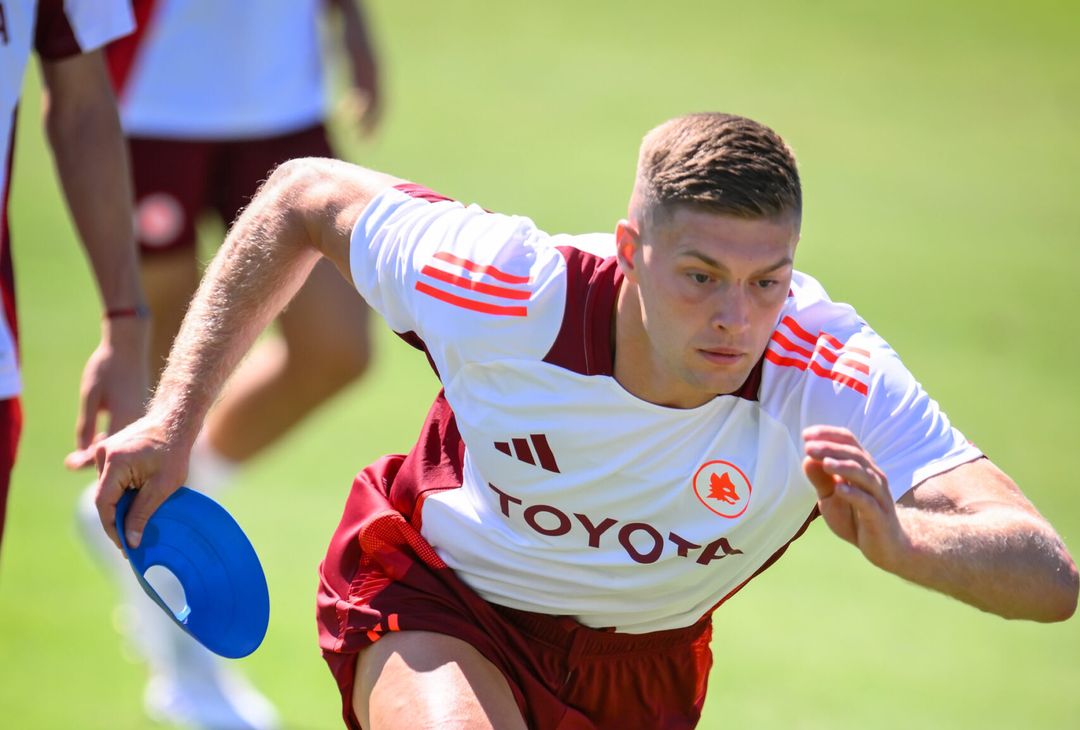 Trigoria, rifinitura in vista del Genoa – FOTO GALLERY - immagine 17