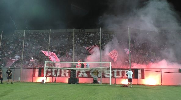 Reggina, Istituzioni e ultras uniti nel derby contro FIGC e Lega: in 5000 al Granillo- immagine 2