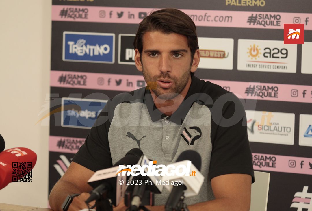 FOTO Ritiro Palermo, Ceccaroni si presenta in conferenza stampa (Gallery) - immagine 4