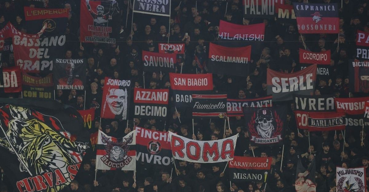 Serie A, l’equilibrio in vetta alla classifica infiamma i tifosi: il dato sul Milan Serie A, l’equilibrio in vetta alla classifica infiamma i tifosi: il dato sul Milan