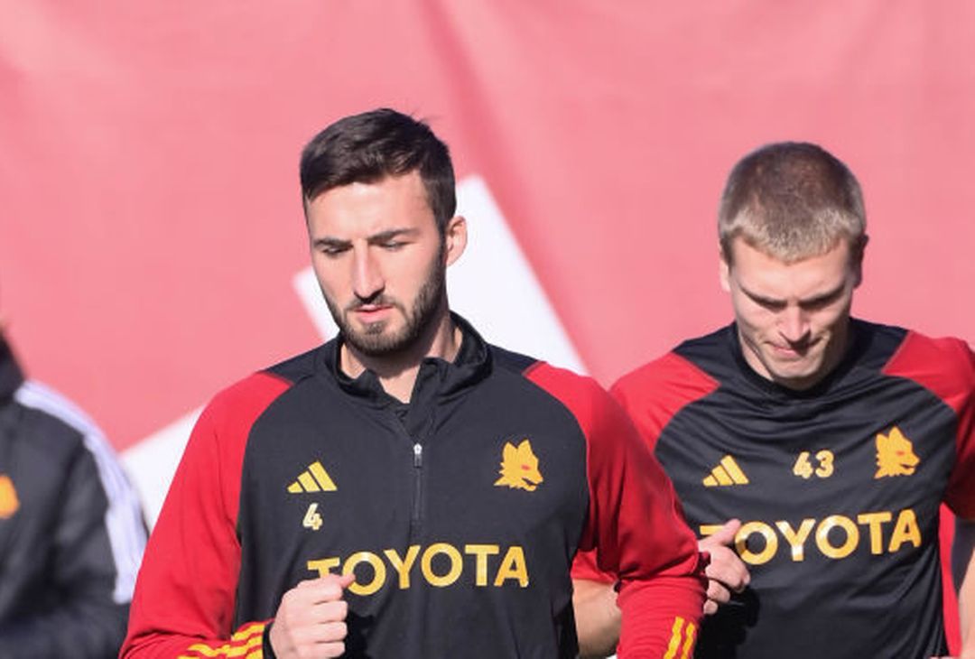 Roma, la sfida al Napoli si avvicina. A Trigoria torna Cristante – FOTO GALLERY - immagine 16