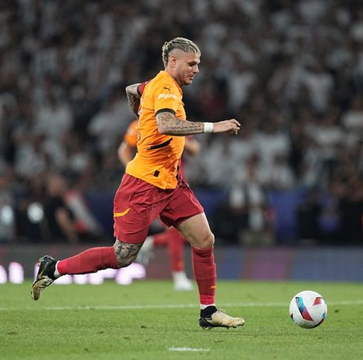 Galatasaray, Icardi perde il derby con Immobile e non si prende la medaglia...