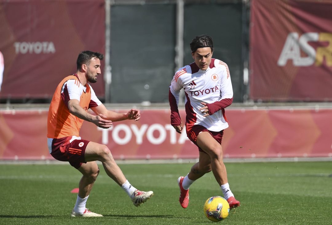 Trigoria, l’allenamento a due giorni dal Como – FOTO GALLERY - immagine 12