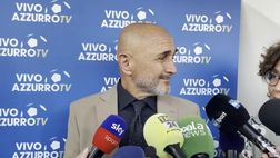VIDEO / Spalletti dribbla le domande sul Napoli: “Prego?”