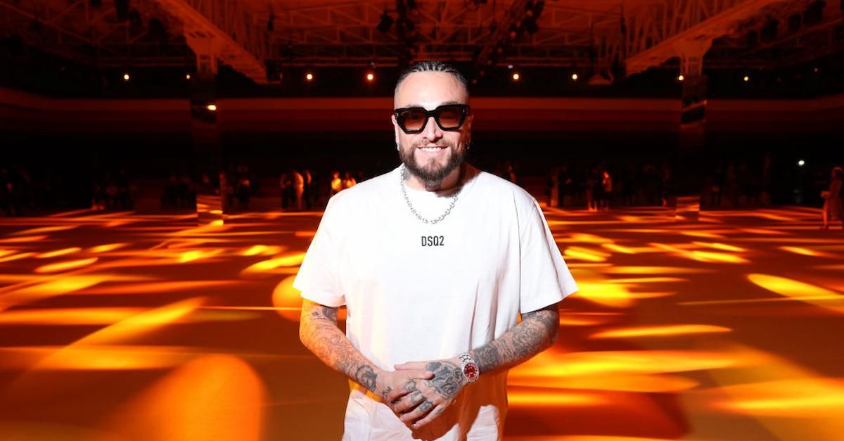 Belve, Guè ospite oggi: “Fedez fa gossip, io mi faccio un culo così: siamo diversi” Belve, Guè ospite oggi: “Fedez fa gossip, io mi faccio un culo così: siamo diversi”