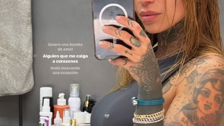 Zoe Cristofoli, profilo super sensuale. Il lato B di lady Hernandez scatena il web - immagine 1