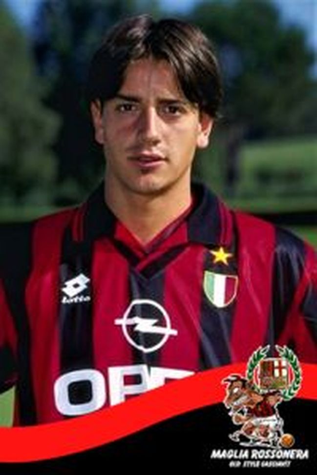 david-odogu-milan-maglia-numero-27-precedenti-dati-statistiche-predecessori-boateng-serginho-maldini