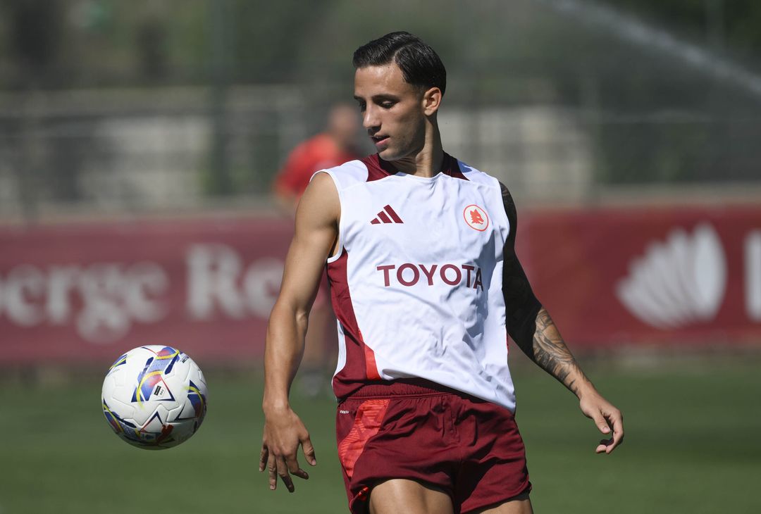 Roma, quarto giorno di ritiro a Trigoria – FOTO GALLERY - immagine 9