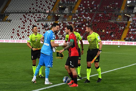 Sokratis Dioudis del Panathinaikos e Davide Calabria capitani il 14 agosto 2021 a Trieste (Photo by Claudio Villa/AC Milan via Getty Images) fascia di capitano