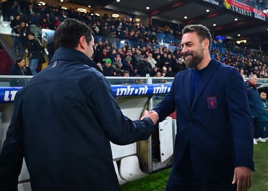 De Rossi, Genoa, e Chivu, Inter (Foto di Mattia Pistoia - Inter/Inter via Getty Images) Inter, colpo gobbo: Lautaro lancia Chivu in vetta alla classifica- immagine 2