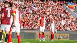 Il derby di Praga, Sparta a lungo in dieci: ma lo Slavia non ne approfitta…